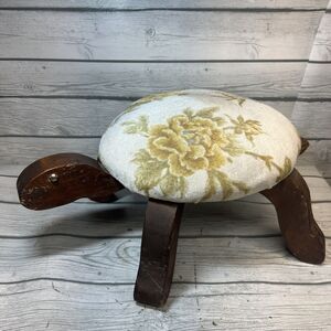 Vintage Handmade Americana Folk Art Floral Turtle Shaped 20” Wood Foot stool